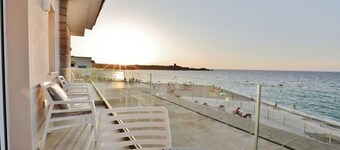 DOMO 101 - Deluxe Junior Suite with Sea View