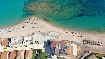 Nära stranden och strandhanddukar
