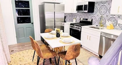 Stunning 3-bedroom House on DC/Maryland Edge