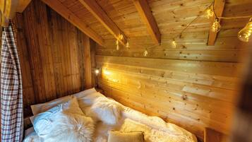4 slaapkamers, reisbedje, gratis wifi, beddengoed