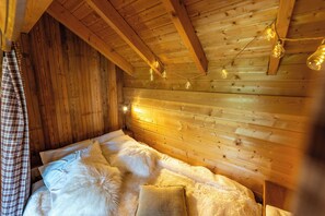4 Schlafzimmer, Reisekinderbett, kostenloses WLAN, Bettwäsche