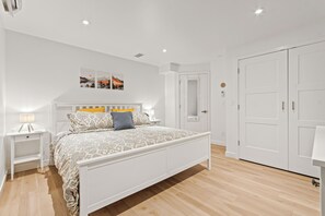 2 dormitorios, tabla de planchar con plancha, wifi gratis y ropa de cama