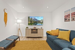 Smart TV, books