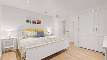 2 chambres, fer et planche à repasser, Wi-Fi gratuit, draps fournis