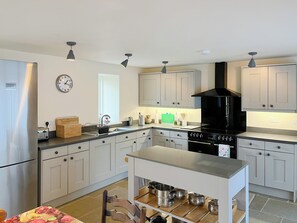 Dishwasher, high chair