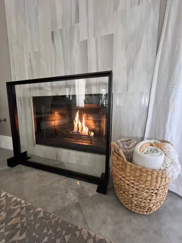 Interior - Home w/1Bedroom w/private bath (Wildomar)