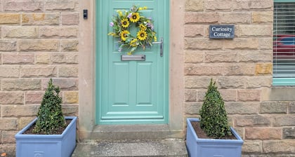 3 bedroom accommodation in Eyam