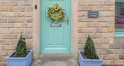 3 bedroom accommodation in Eyam