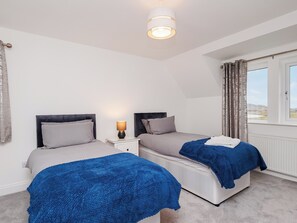 3 Schlafzimmer, kostenloses WLAN, Bettwäsche