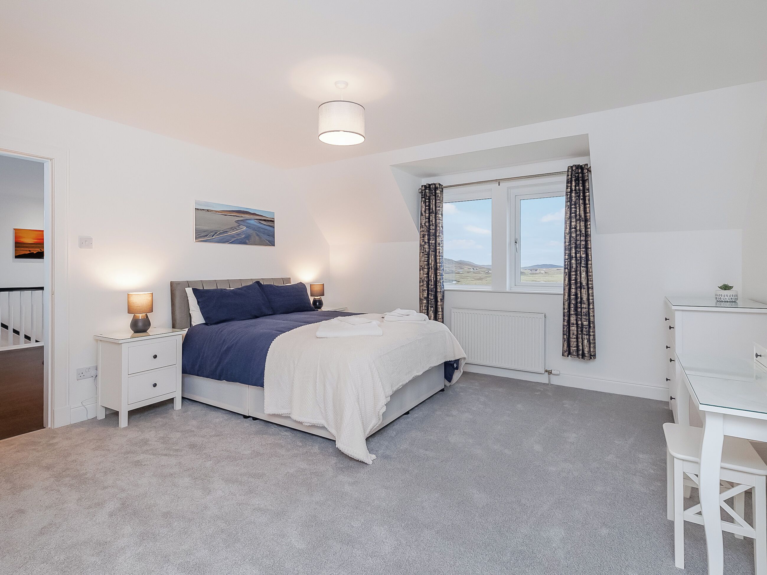 3 quartos, Wi-Fi de cortesia, roupa de cama