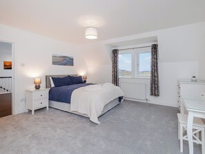 3 makuuhuonetta, ilmainen Wi-Fi, vuodevaatteet