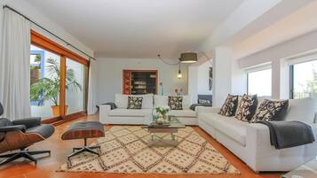 Télévision, lecteur de DVD