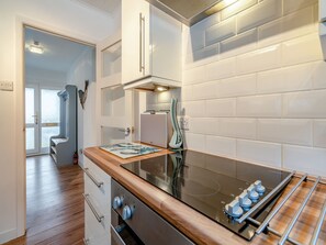 Geschirrspüler, Hochstuhl