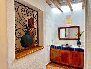 Family House, Lake View | Bathroom
