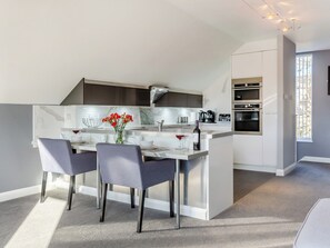 Dishwasher, highchair