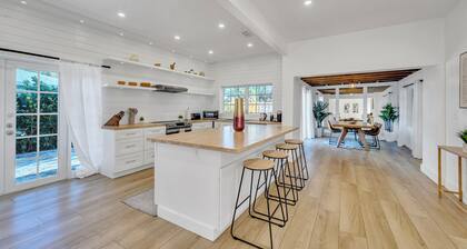 Stunning Tropical Pool House Delray Beach Near The Ocean -