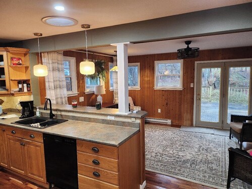 In the heart of Hampton. The Heron's Landing Vacation House.