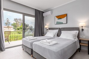 1 bedroom, iron/ironing board, WiFi, bed sheets - Luxury Suite For Rent (Kavos)