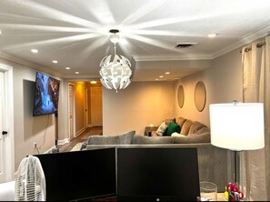 Smart TV, fireplace, computer monitors