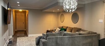 Charming 1-bedroom suite with WiFi and AC in Bon Air