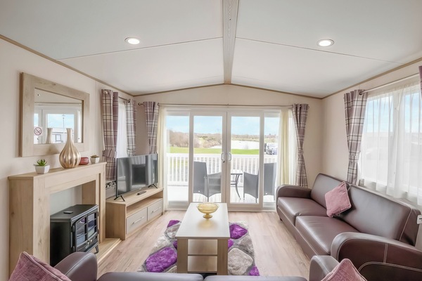 Open plan living space | Hallcroft Fishery, Retford