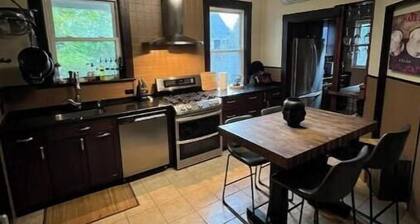 Cozy 2BR Roslindale Condo - Walk to Commuter Rail, Explore Boston!