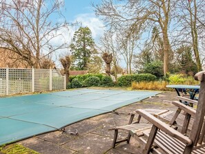 Property grounds - 2 bedroom accommodation in Higham (Higham)