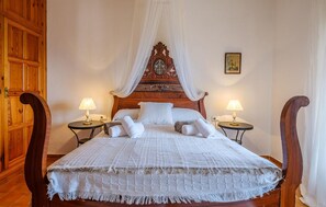 3 soverom, strykejern/-brett, reiseseng for barn og wi-fi (inkludert)