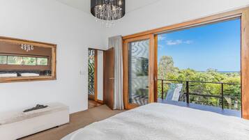 Rumah Comfort, pemandangan samudra | 3 kamar tidur dan setrika/meja setrika