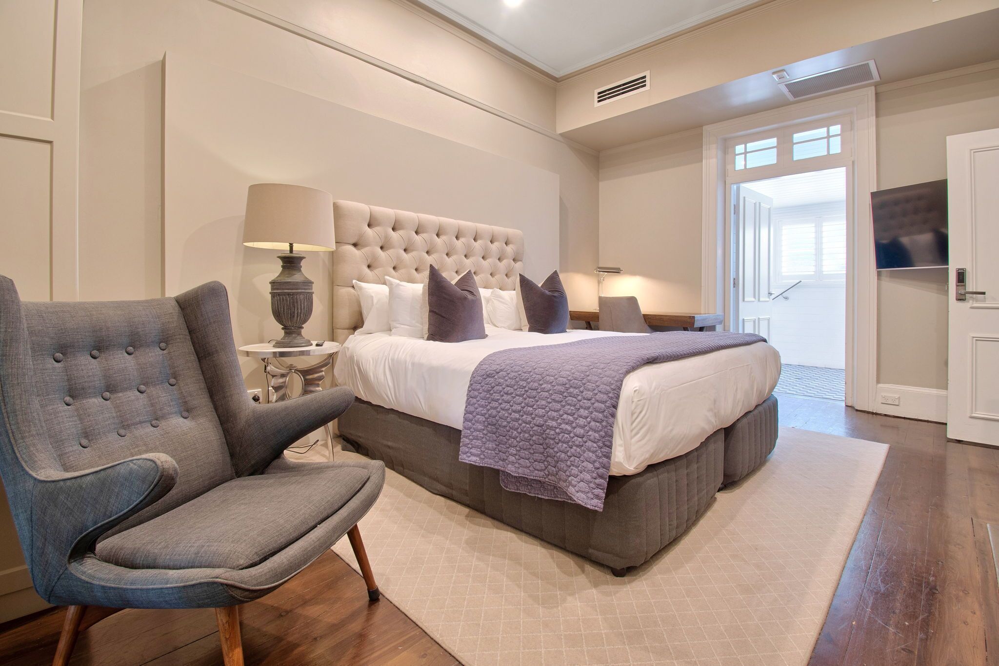 Phòng đôi tiện nghi đơn giản, quang cảnh vườn | Bàn ủi/dụng cụ ủi quần áo, truy cập Internet không dây miễn phí 