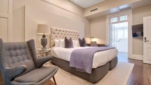 Unclassified image, 4 of 67, button - The Houston Boutique Hotel Wagga (Wagga Wagga)