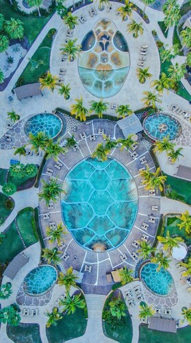 2-bedroom condo on Danzante Bay.