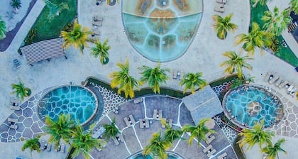 2-bedroom condo on Danzante Bay.