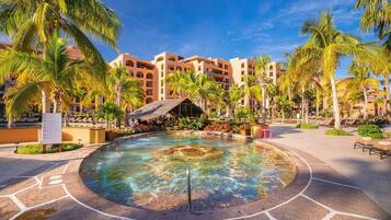 Piscine extérieure, piscine chauffée