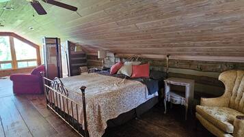 4 bedrooms, free WiFi, bed sheets