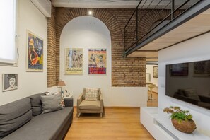 Living area - iFlat | Cozy Loft two Steps from Vatican (Roma)