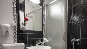 Comfort Double Room, City View | Free WiFi