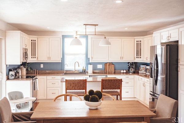 Frigorífic, microones, forn i placa de cuina