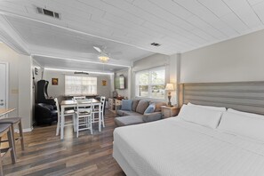 4 bedrooms, iron/ironing board, travel cot, WiFi