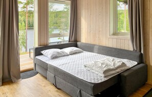 1 bedroom, travel crib, free WiFi - 1 bedroom nice home in årjäng (Årjäng)