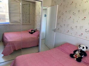 3 Schlafzimmer, Bügeleisen/Bügelbrett, WLAN, Bettwäsche