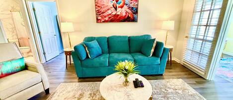 Smart TV, video games