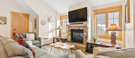 Apartment (2 Bedrooms) | Front of property