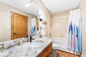 Apartment (2 Bedrooms) | Exterior - Expedition Station #8629 (Keystone)
