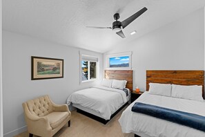 3 chambres, fer et planche à repasser, Wi-Fi gratuit, draps fournis