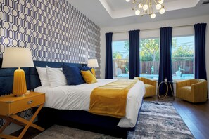 6 bedrooms, in-room safe, iron/ironing board, travel crib