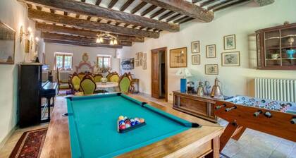 Villa Castello di Gubbio by MMega