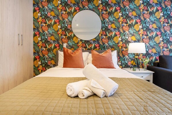 1 bedroom, desk, iron/ironing board, free WiFi