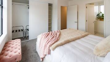 2 bedrooms, iron/ironing board, travel crib, free WiFi