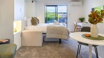 1 bedroom, desk, iron/ironing board, free WiFi